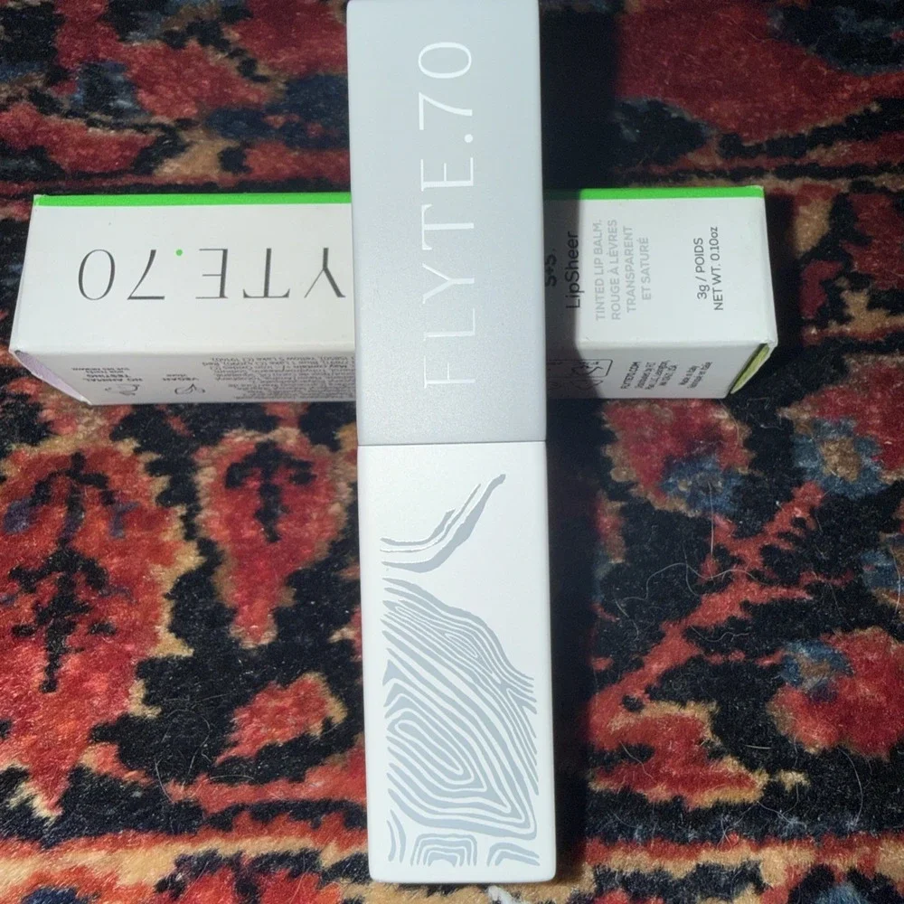 Flyte.70 S+S Lipsheer Tinted Lip Balm 0.10 Oz NIB ROAM‎ - Magnetic Case